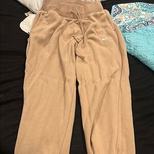 Nike Tan Sweatpants Relaxed Fit